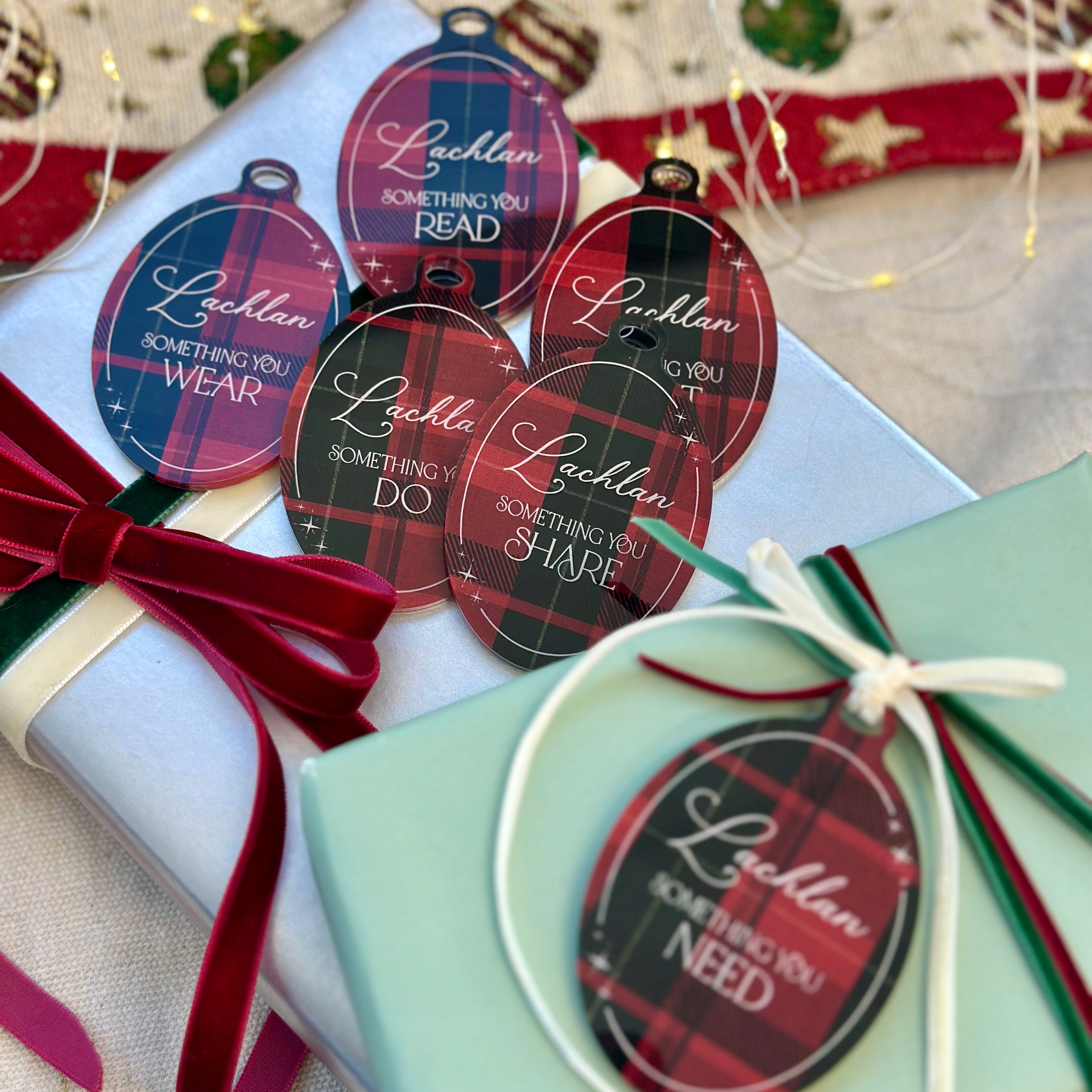 Aura Frame "Something" Christmas Gift Tags