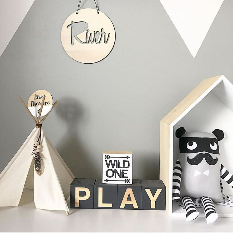 Circle Personalised Name Plaques