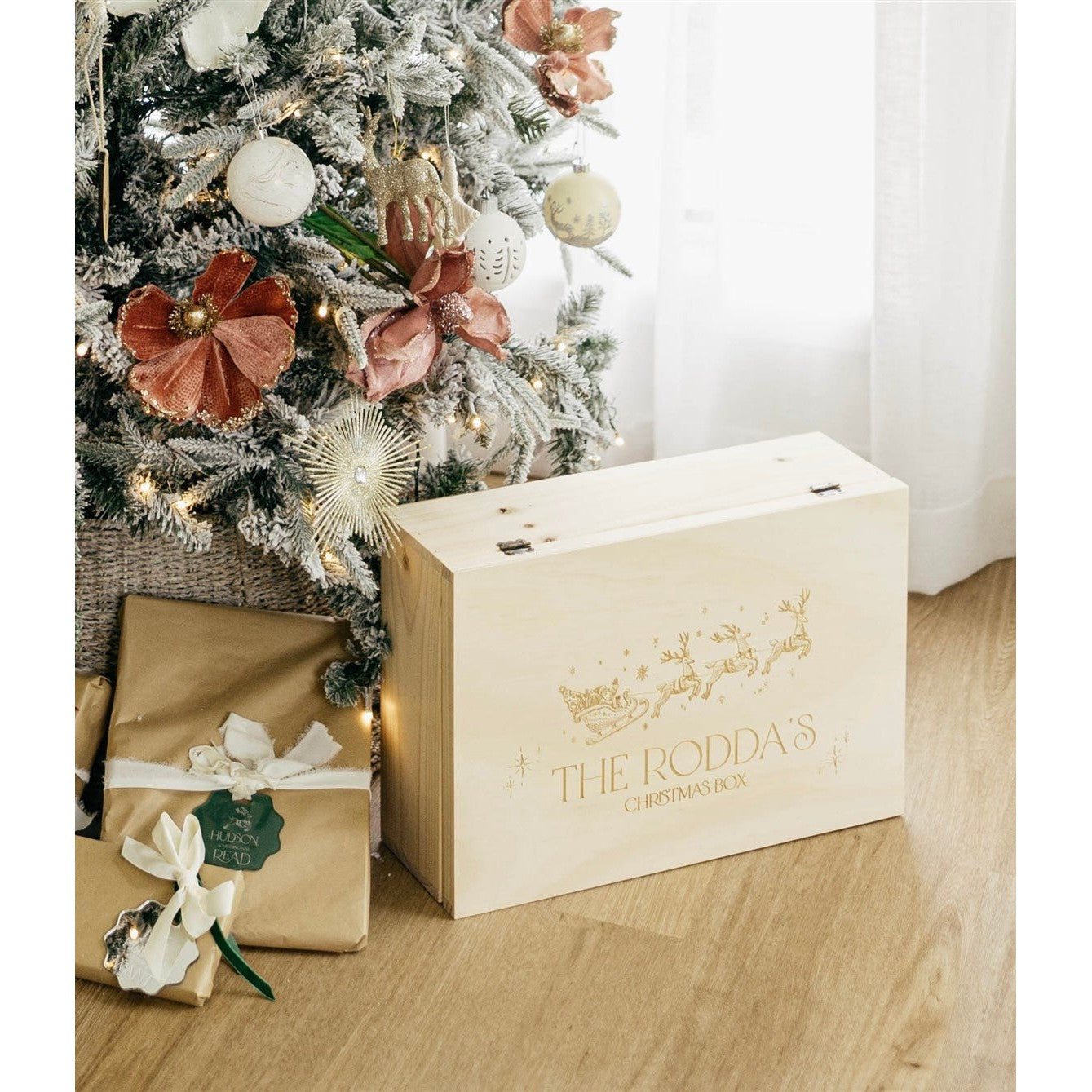 Santa & His Reindeers Hinge Lid Keepsake Box