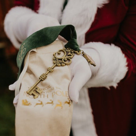 Santa's Personalised Magic Key & Special Delivery Velvet Bag
