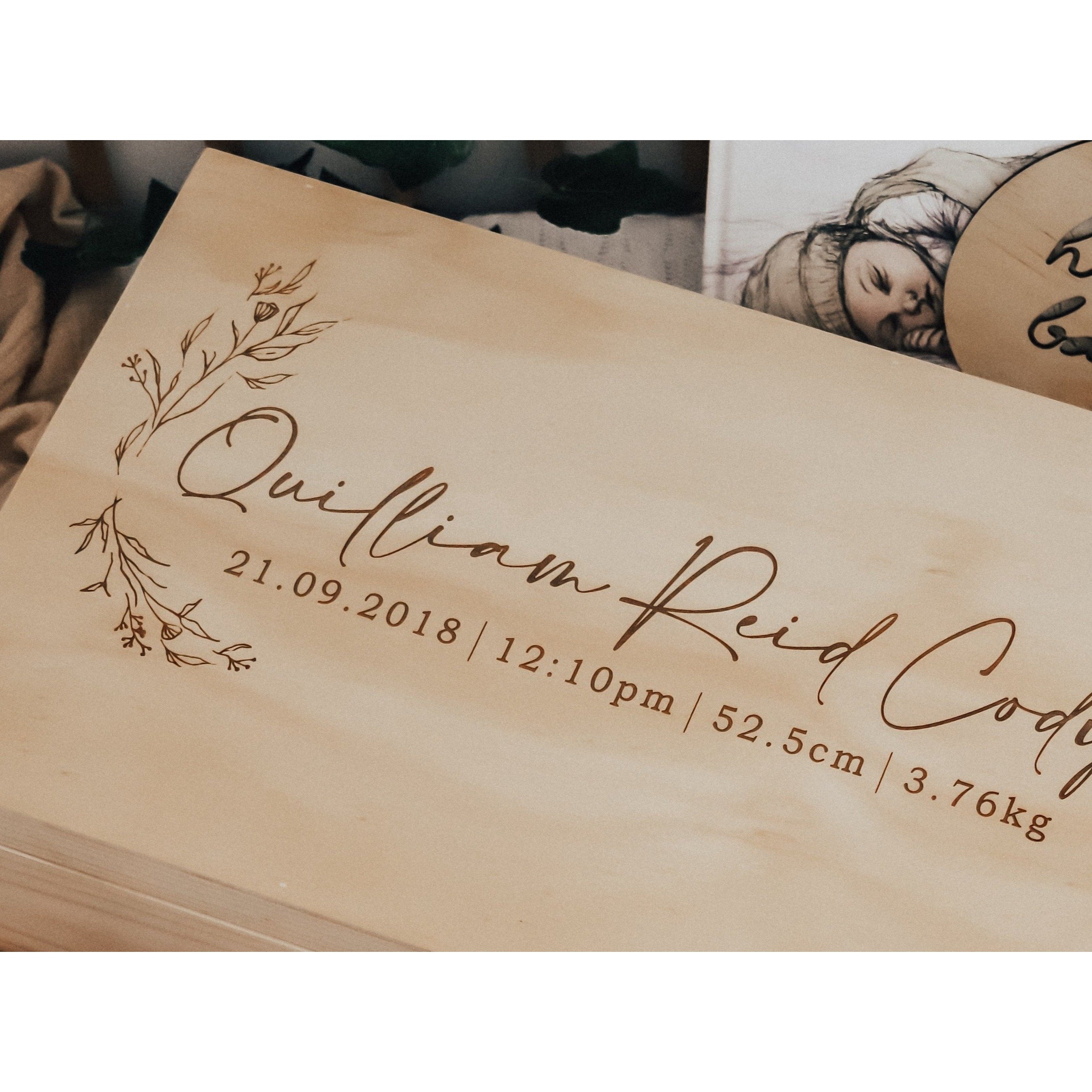 Wreath Design Slide Lid Keepsake Memory Box
