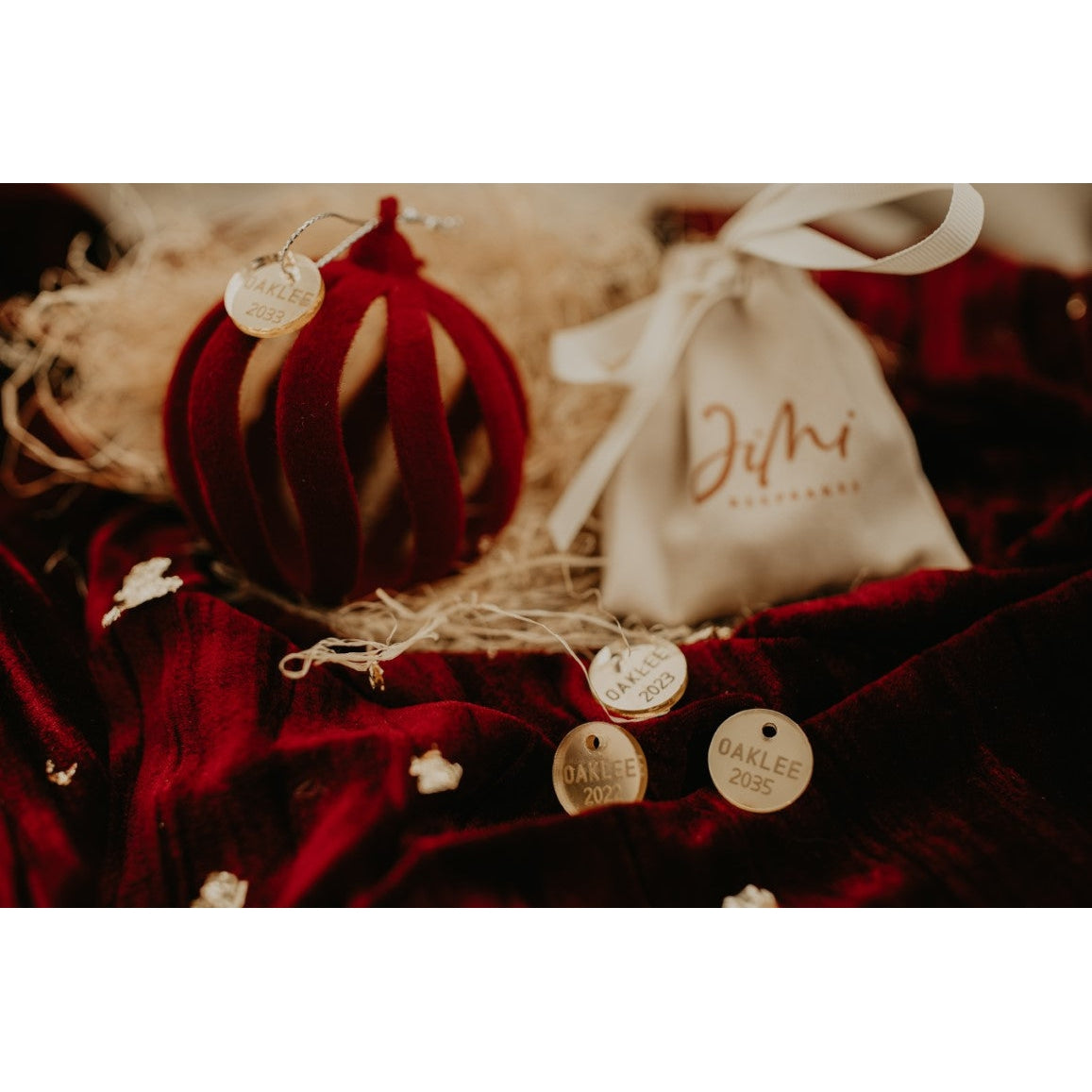 Circle Decoration Keepsake Charms